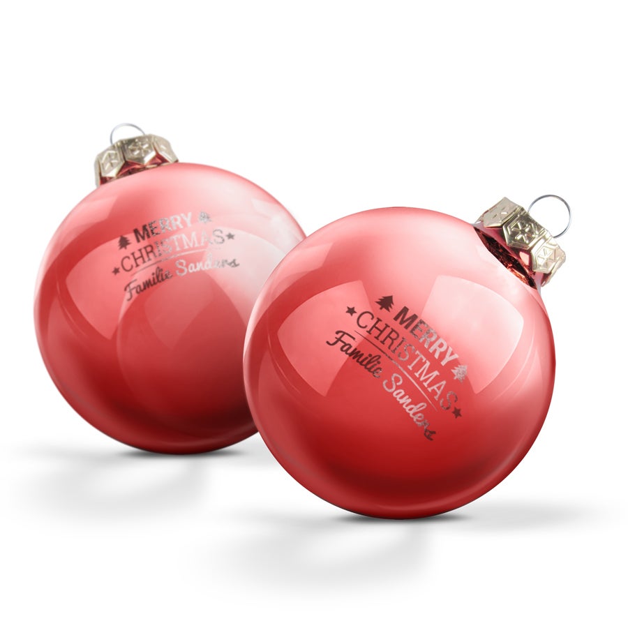karbonade Vooruitgang Gedateerd Glazen kerstbal met naam - Rood (2 stuks)Glazen kerstbal met naam - Rood (2  stuks) online kopen - kerstballenkopen.be